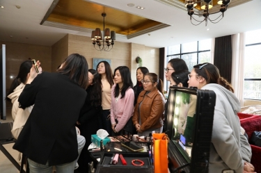 青春正好 致敬“她”实力|NG电子游戏纸业2026年度妇女节活动温情回眸